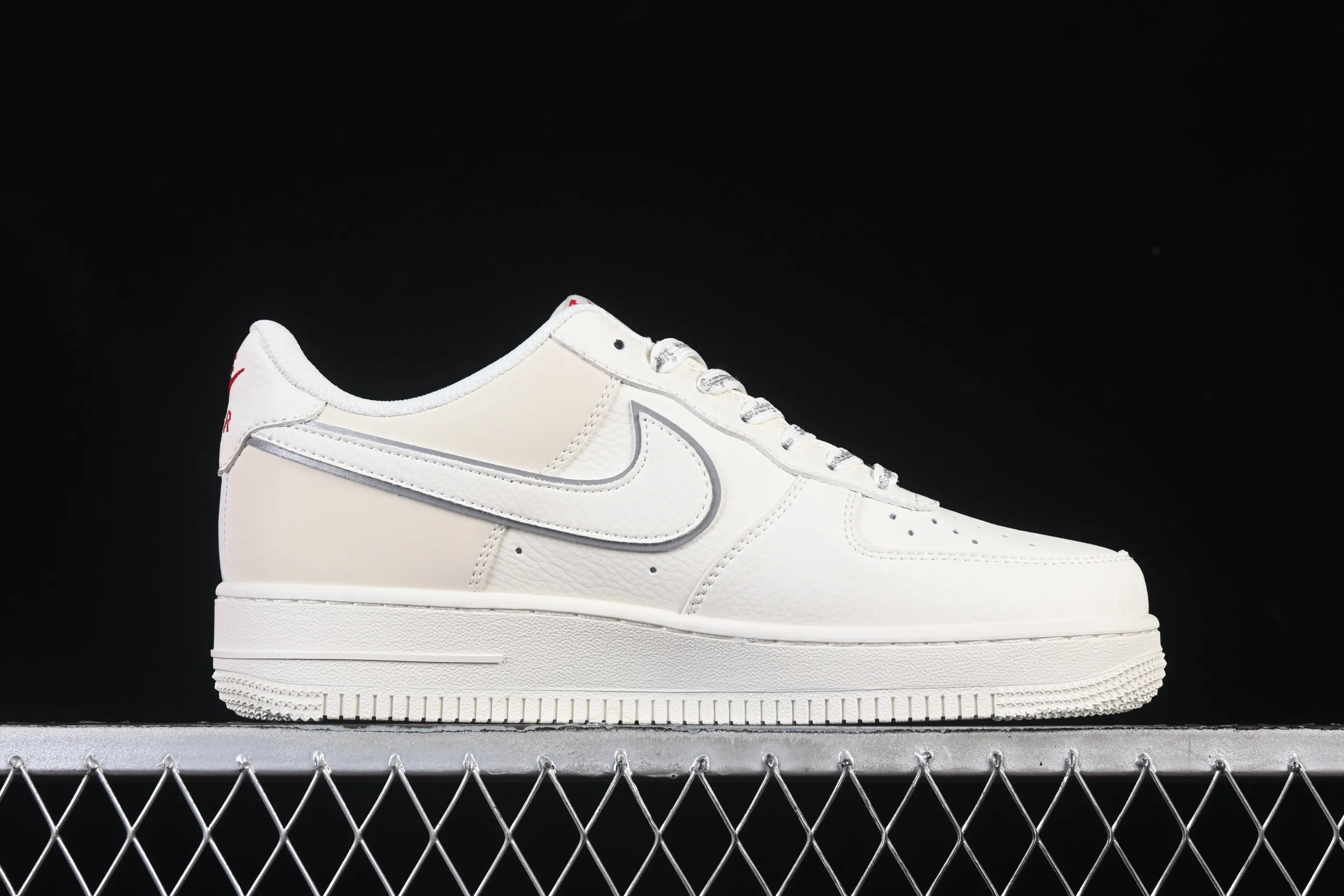 All categories Nk Air Force 1 Air Force series Nk Air Force 1 Low Air Force low top Nike Air Force 1'07 Low Supreme co-branded off-white small red hook Air Force 1 low-top casual sneakers CS5288-052